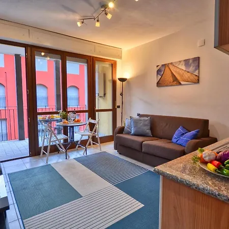 Good Times Apartment